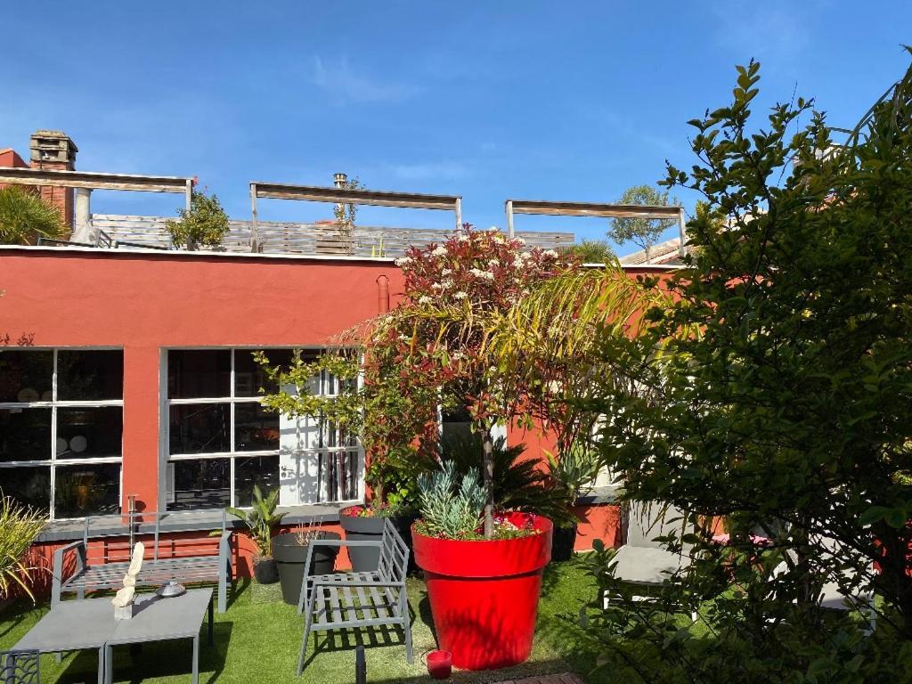 Le Patio Pere Pigne Guestroom Perpignan Exterior foto